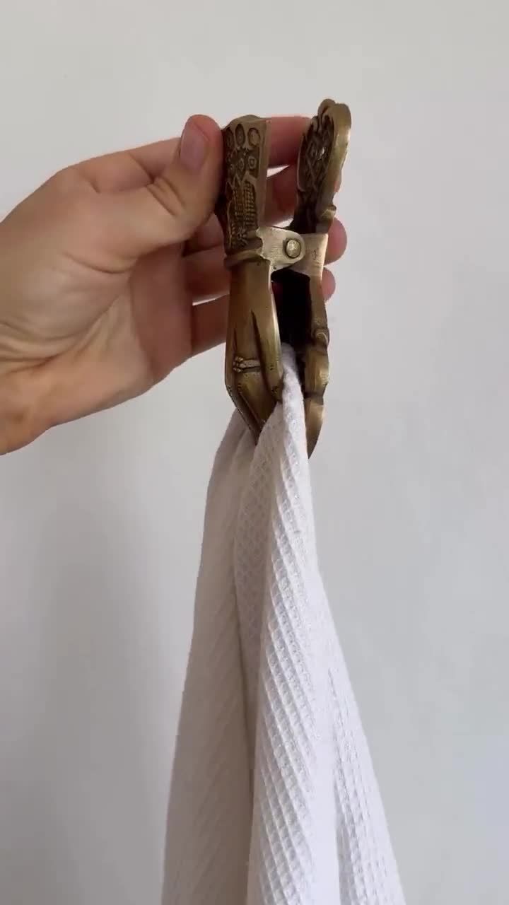 Vintage Brass Hand Clip Towel Holder Wall Clip Victorian Hand