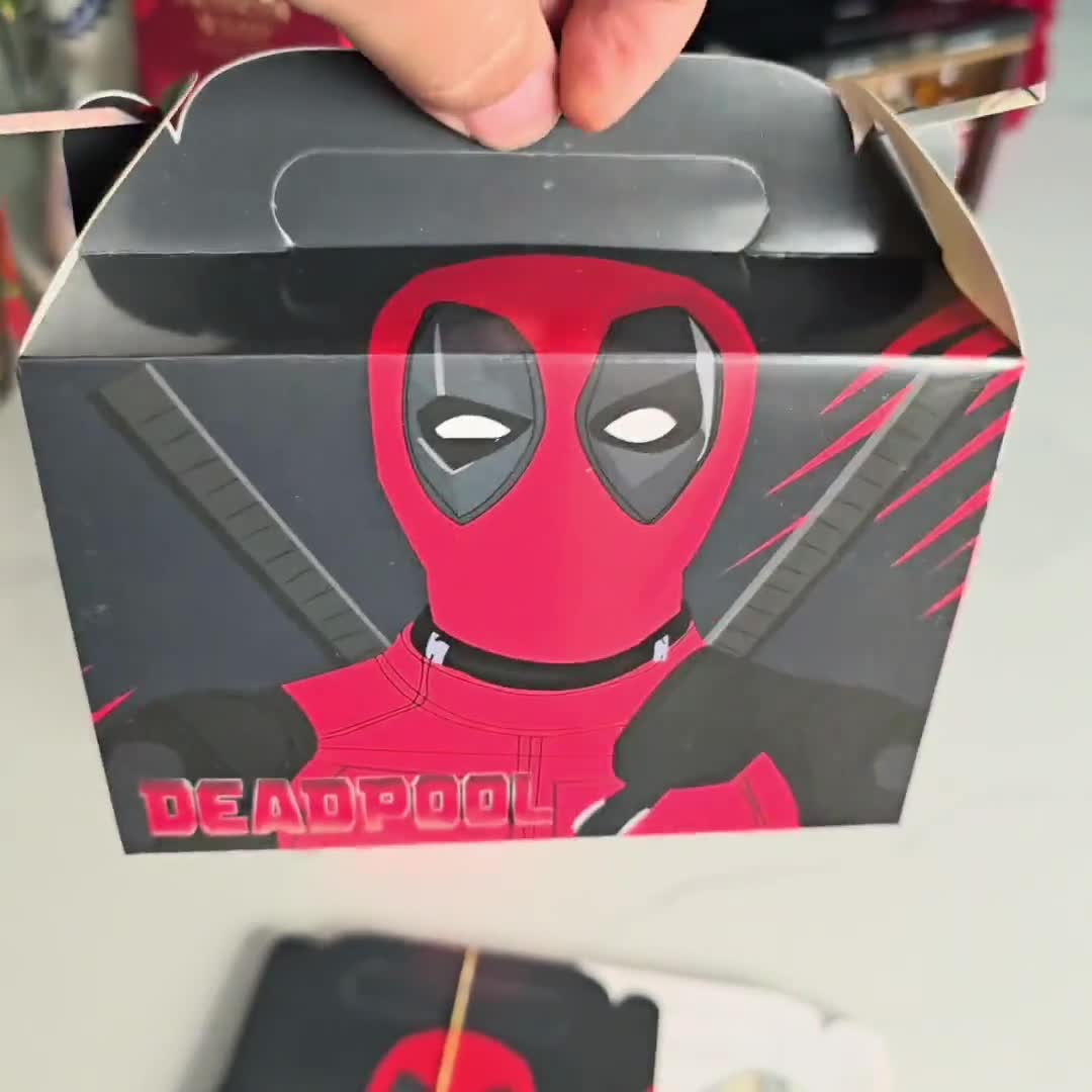 DEADPOOL gift box party favor centerpiece toy gift supplies birthday theme boy girl baby shower giftbox decoration table display video poster