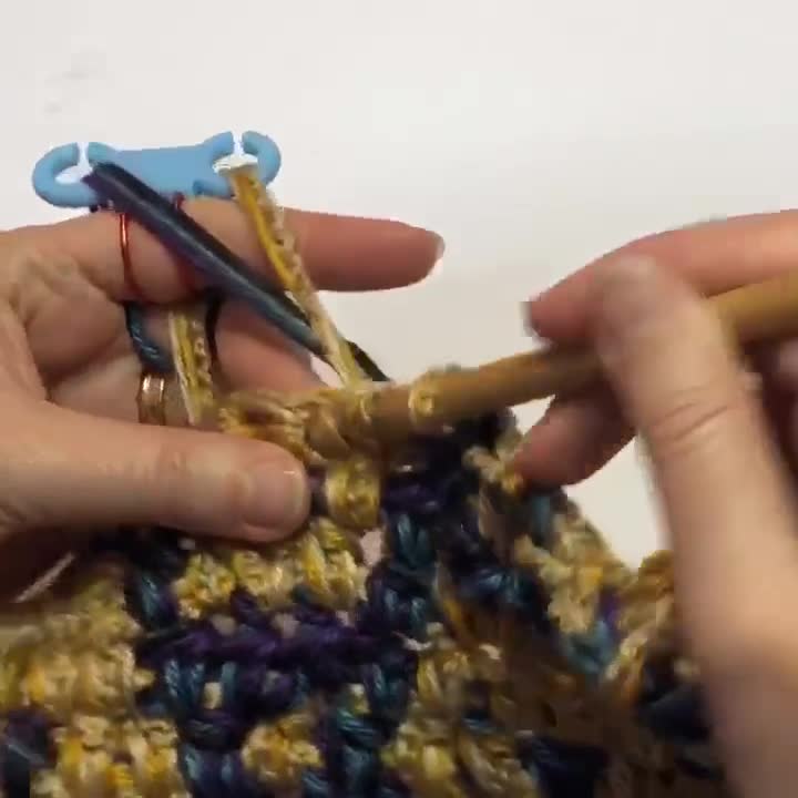 Crochet Companions® Adjustable Knitting and Crochet Yarn Guide