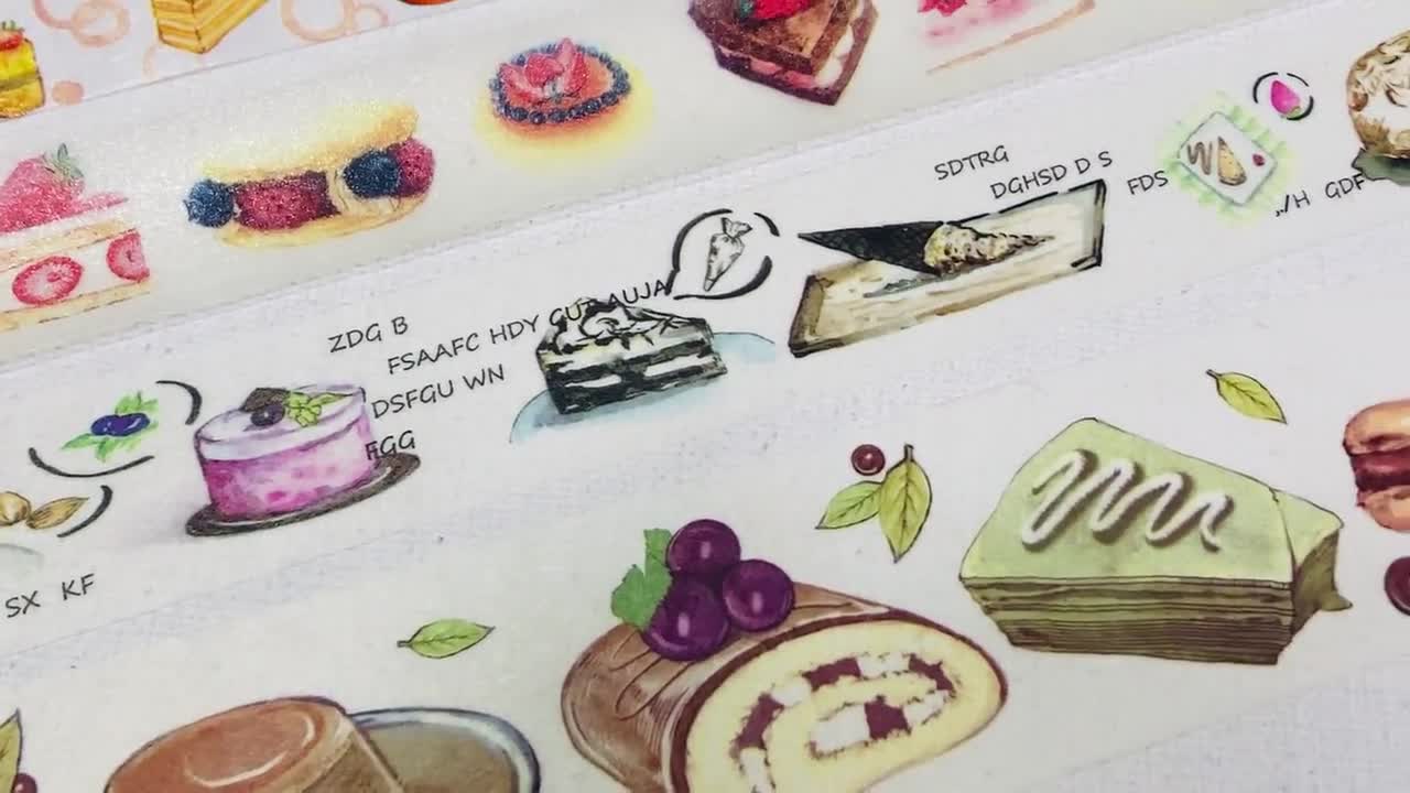おいしいスイーツケーキ、ヘビのマスキングテープ、抹茶ケーキ