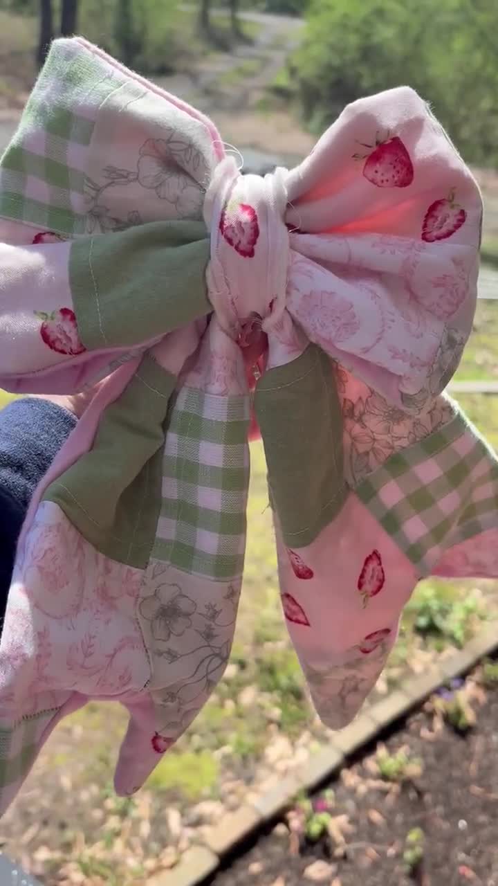 Mini lazo de patchwork video poster