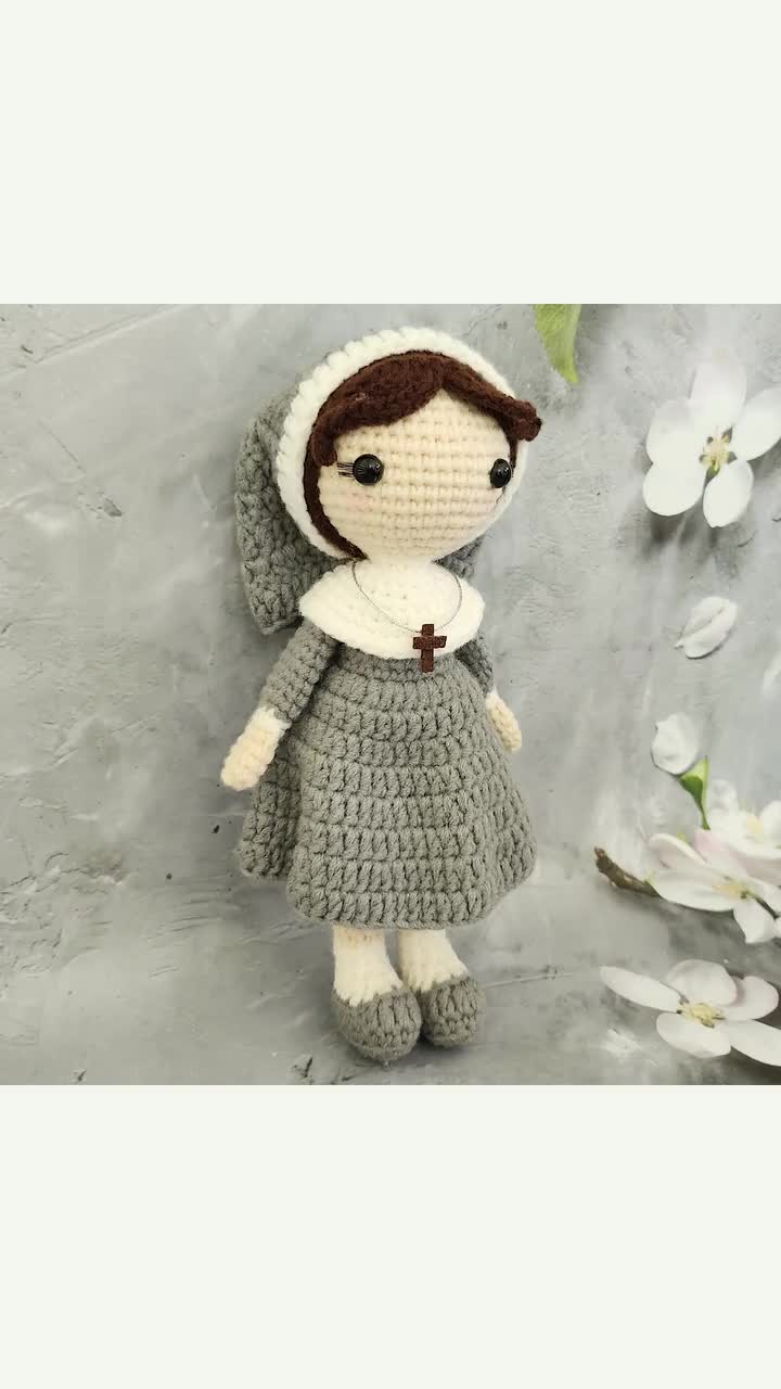 Crochet Doll Pattern, Nun, Amigurumi Doll Pattern, PDF English Pattern