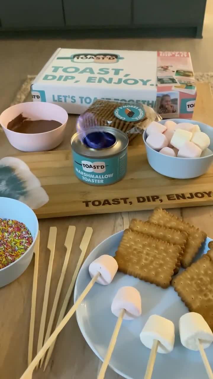 Medium | Kids S'mores Making Kit | Marshmallow Toasting Gift Set