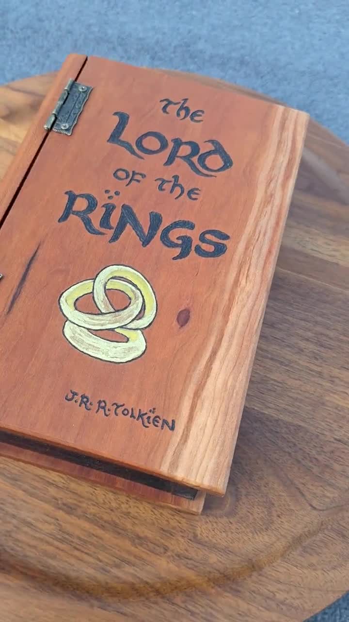 The Lord of the Rings book box - item 1158 video poster