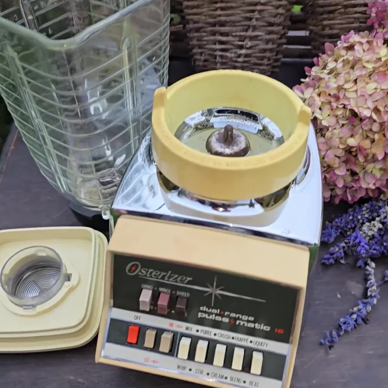 Vintage Blender: Retro Kitchen Appliance, 70s Bar Blender - Etsy