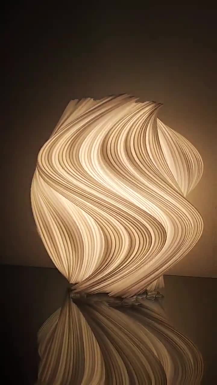 Fractal Wave Lamp - Organic 3D Printed Table Lamp With White