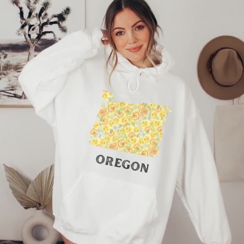 Sunflower Boats by Retro Boater G180 Gildan Crewneck Pullover Sweatshirt 8 oz. Sunflower Boats by Retro Boater G180 Gildan Crewneck Pullover Sweatshirt 8 oz.