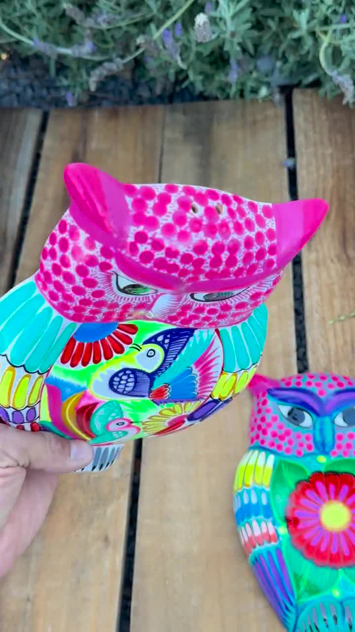 大きなフクロウ美しいメキシコの陶器、装飾的なフクロウと壁の装飾