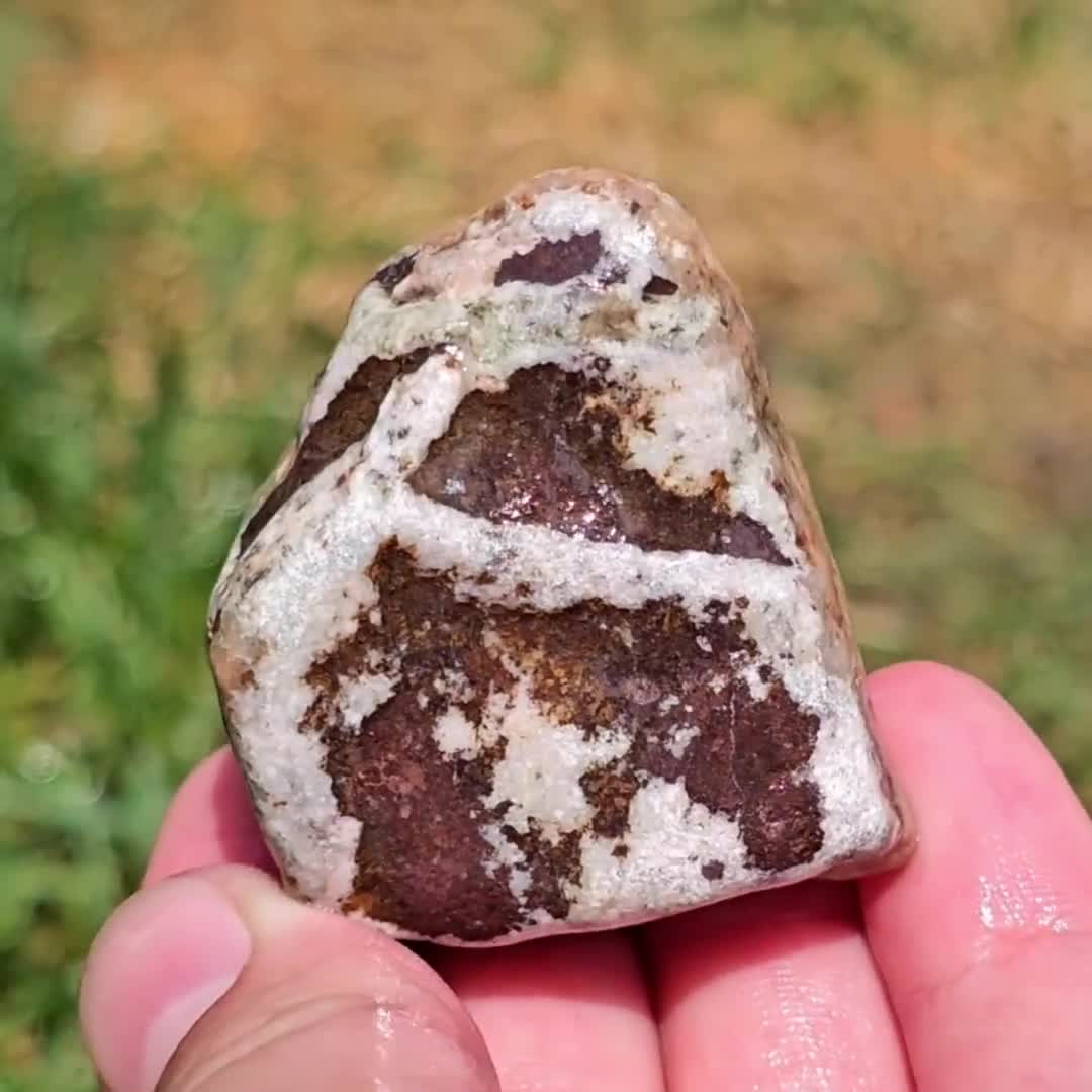 蛇紋岩ペリドタイト玄武岩、瑪瑙玉髄、希少ミシガン岩