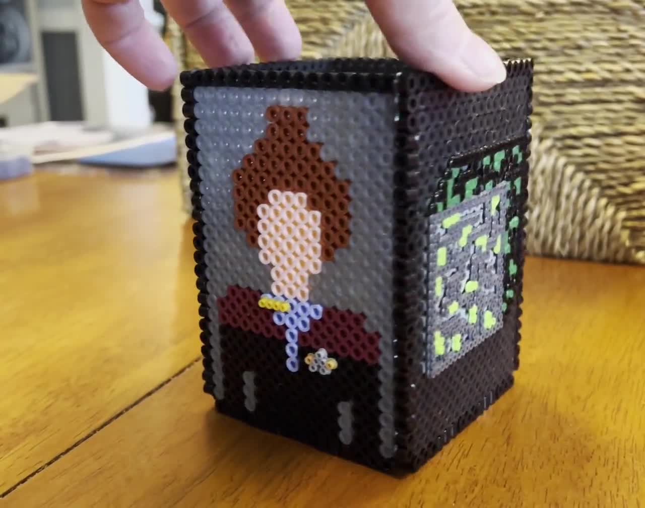 Star Trek Captain Janeway factory Perler bead picture