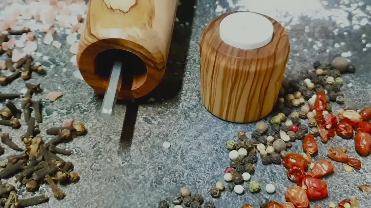 Pimentero Madera 25cm Molinillo Pimienta Muela Ceramica Wood