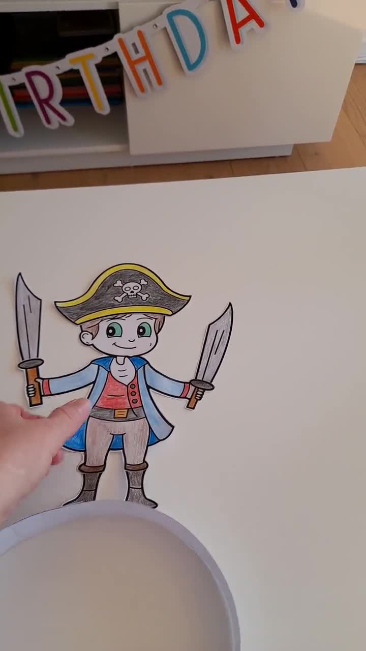 Corona de papel pirata para imprimir, Decoración de cumpleaños pirata,  Gorros piratas para niños, Actividad de corte de diadema pirata PDF, image size:720x1280