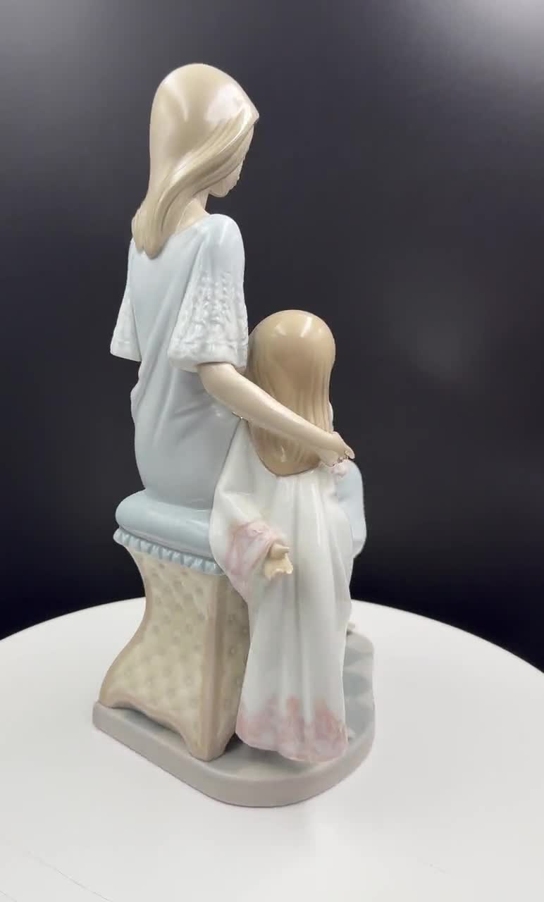 Lladró Porcelain Figurine, 