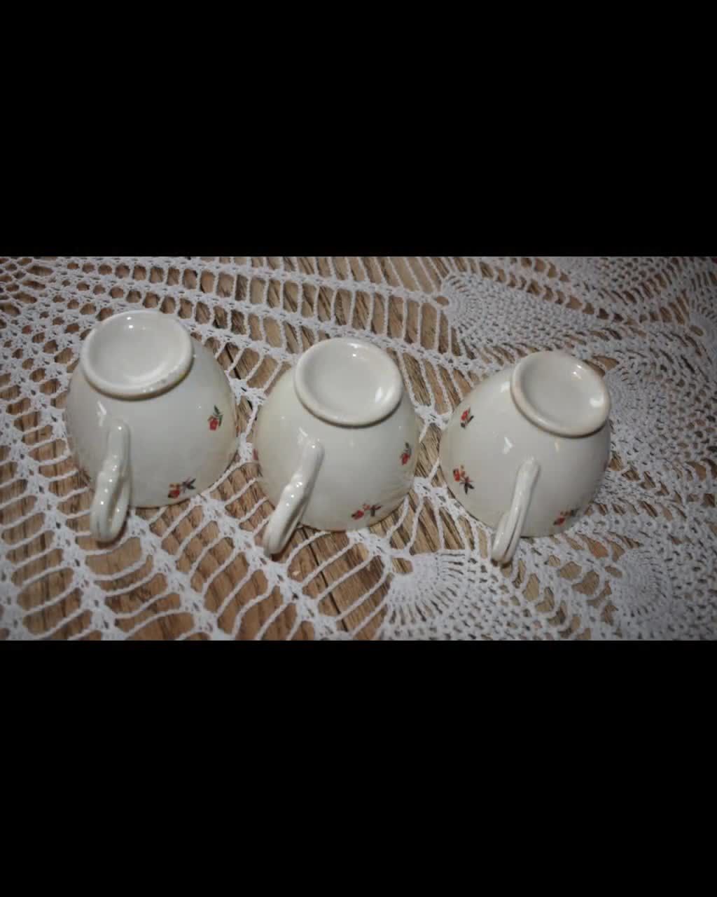 Vintage 1940s Cunningham & Pickett Cardinal China: Gold Trim