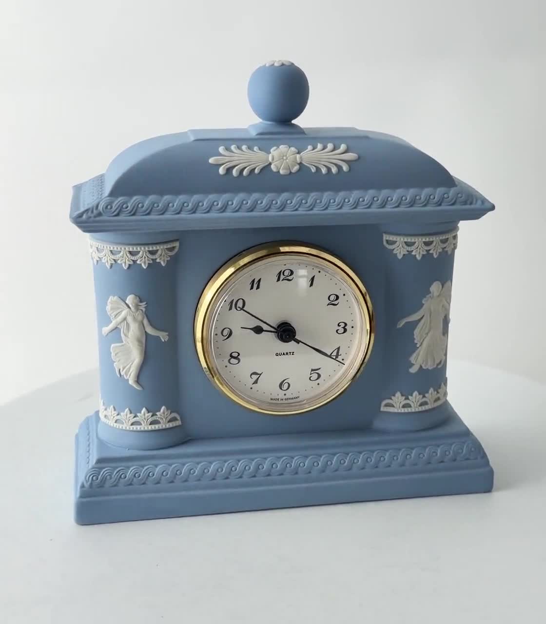 WEDGWOOD JASPERWARE Handcrafted Pale Blue Mantle Desk Clock - Etsy