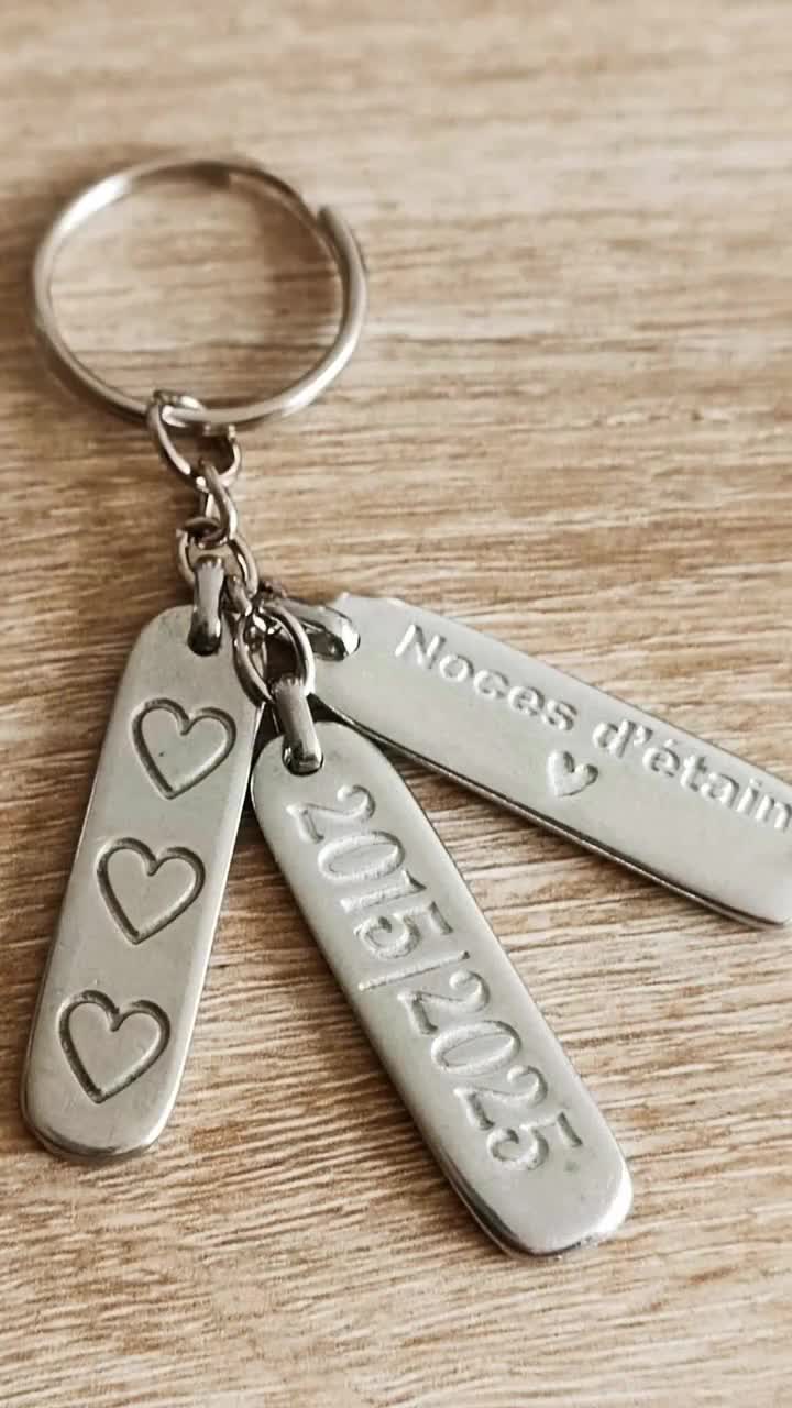 錫製の結婚記念日、結婚10周年、そして絆を記念するキーホルダー。2016