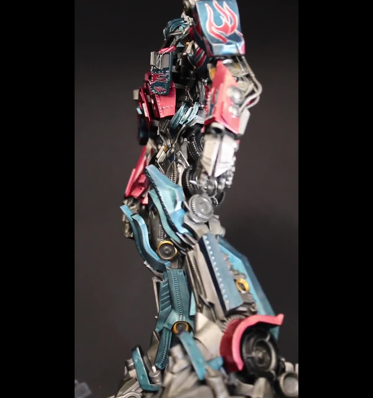 Optimus Prime figure Transformers Action Figure Statua esclusiva di Nemesis  Prime Robot, Cinematic Real Effect, Made in Italy 12k