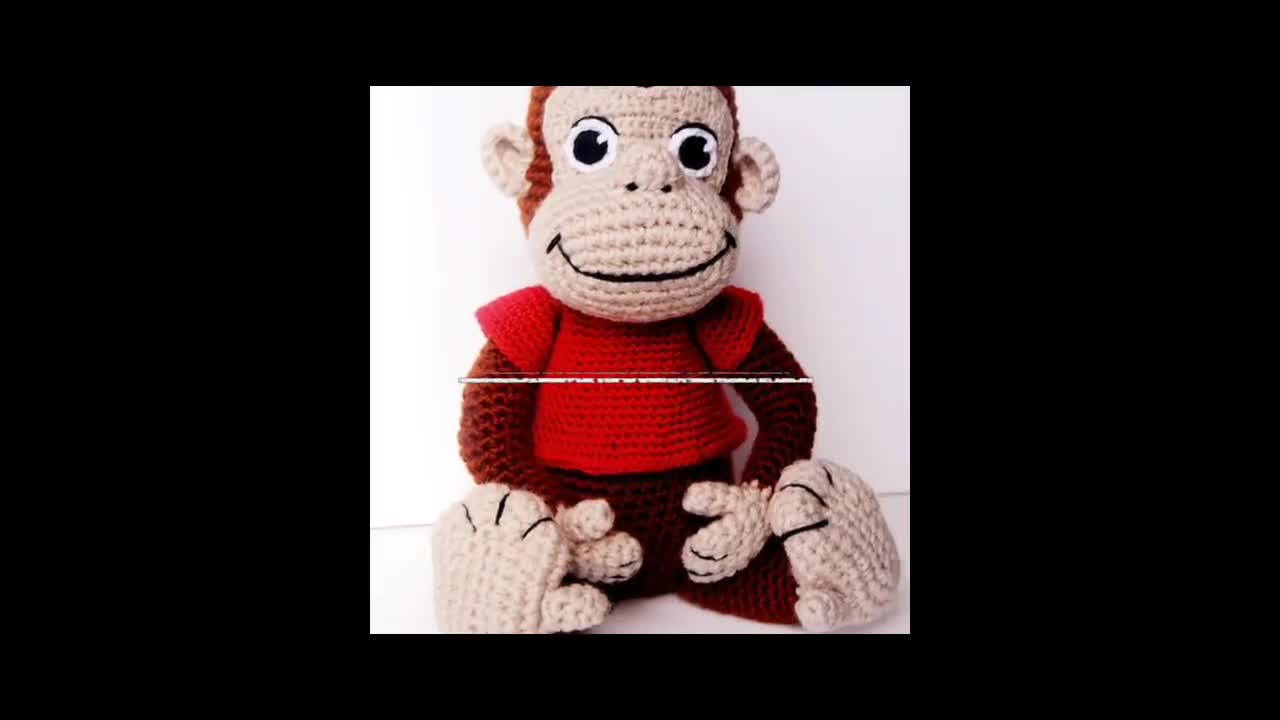 Curioso come George. Scimmia scimmietta amigurumi fatta a mano ad