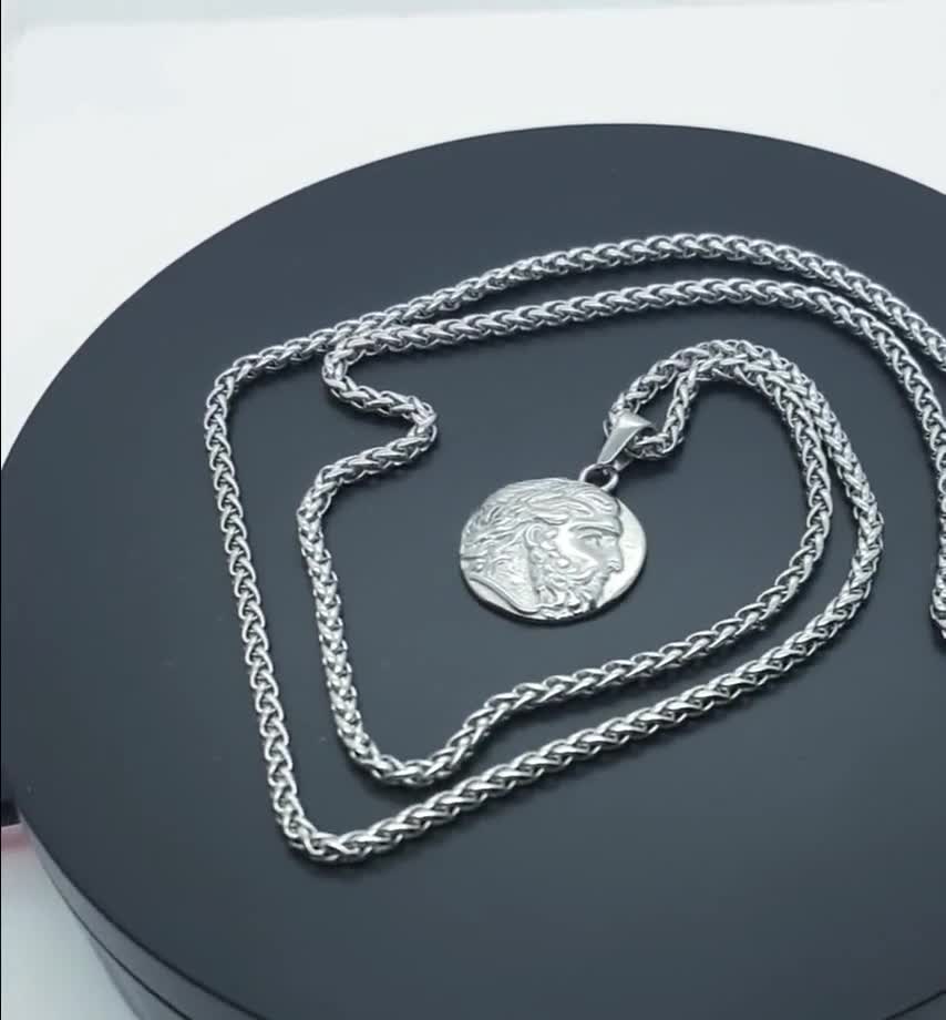 ゼウスのギリシャ神ペンダントネックレス 古典神話 - Etsy 日本