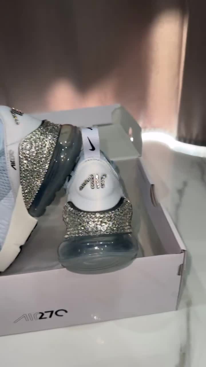 Nike Air Max 270 Swarvoski azules raras** para mujer video poster