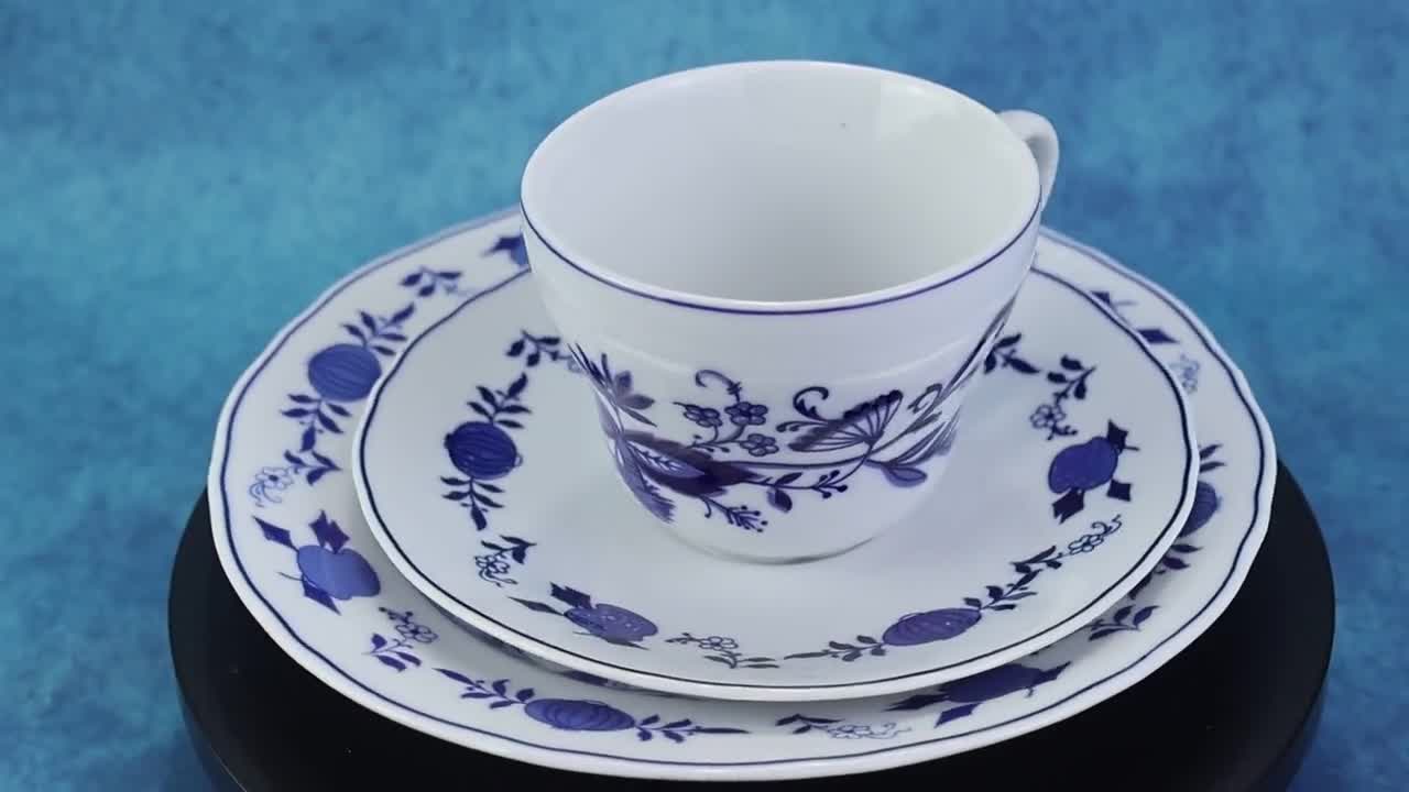 Vintage porcelain, coffee service, onion pattern, genuine cobalt, Wellco Krefeld, cups and saucers, cake plates, dishwasher safe video poster