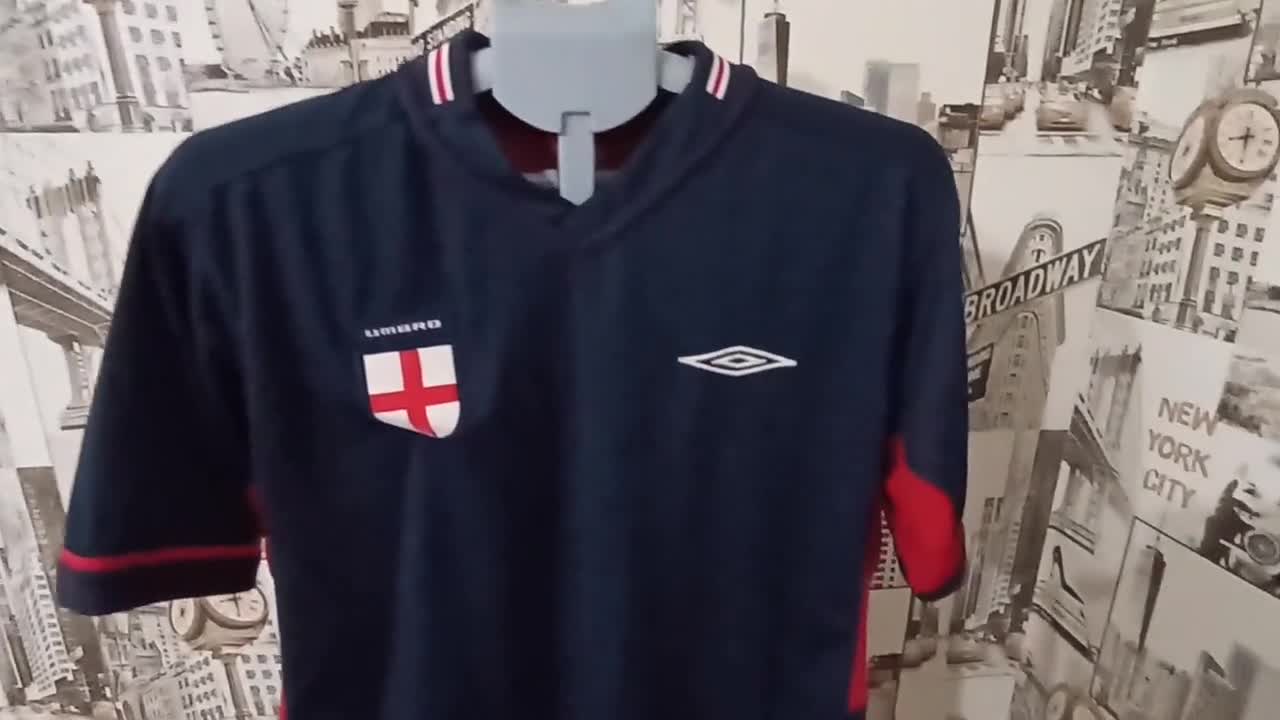 Vintage England National Team Three Lions Umbro World Cup 2002/04
