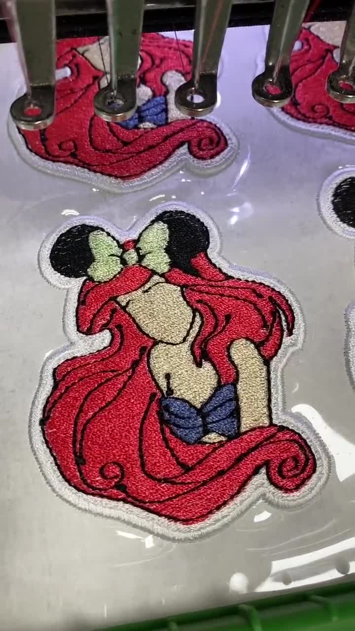 Geborduurde patch met dubbel hart karakter, Disney-paren, Mickey Minnie, Stitch Angel opstrijkpatronen, Disney-reis, patch jas rugzak video poster