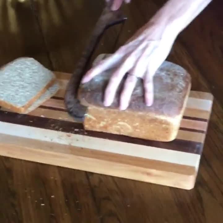 DIY Bread Slicing Guide  Woodworking projects plans, Woodworking