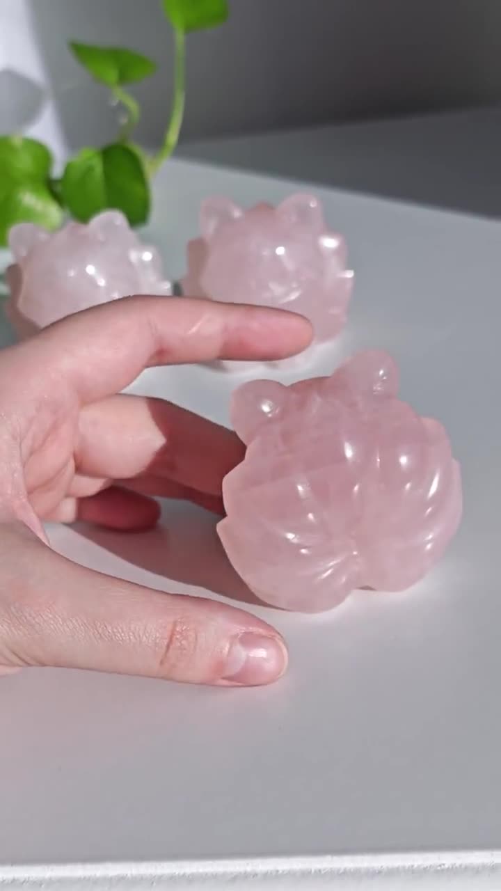 ローズクォーツ九尾の狐の水晶彫刻 | 狐の水晶像 | 愛、幸運、知恵の