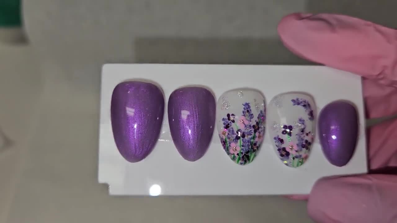 Floral Press‑ons With Soft Lavender and Lilac Tones, Hand‑painted