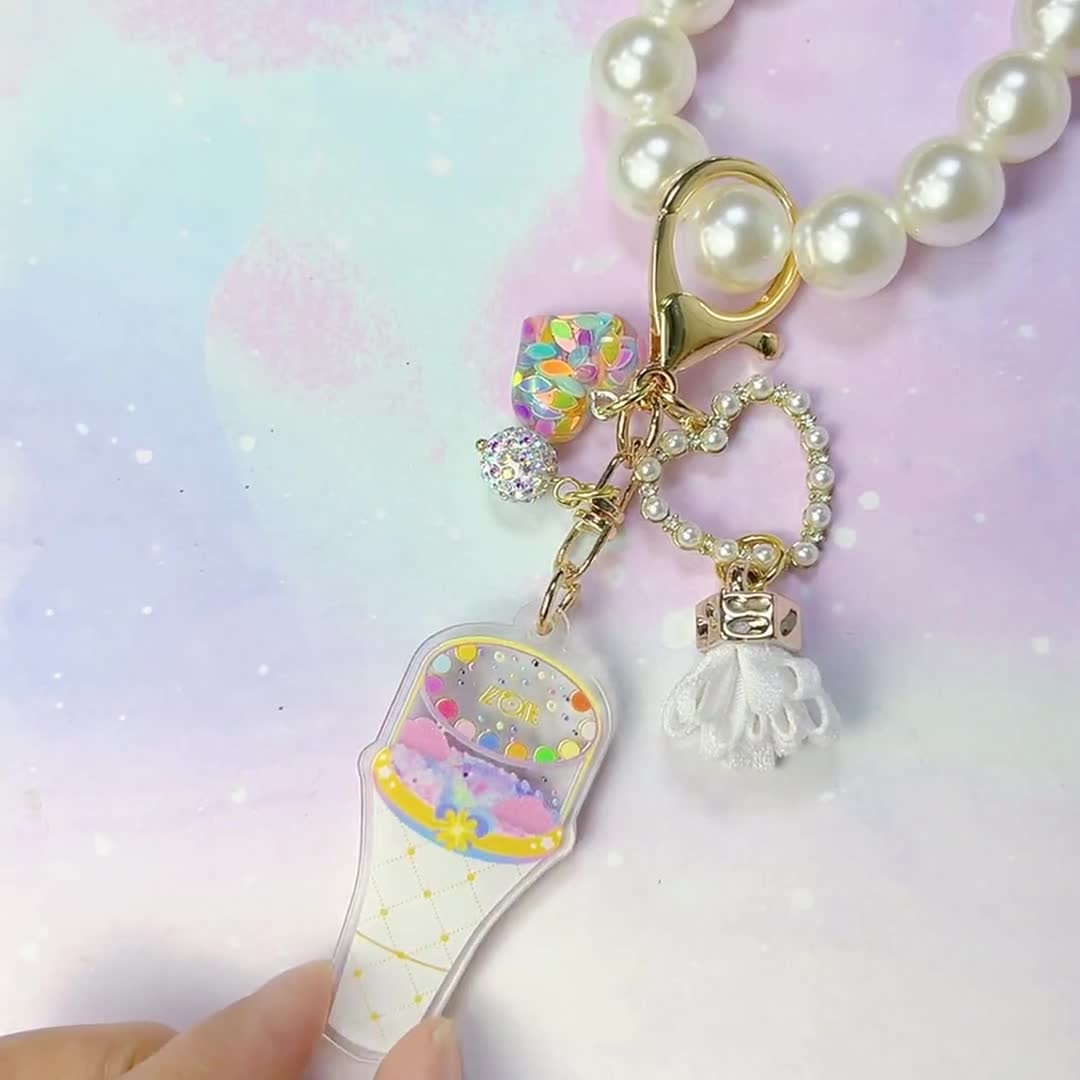 IZ*ONE Light Stick Keychain, Kpop Acrylic Charm - Etsy