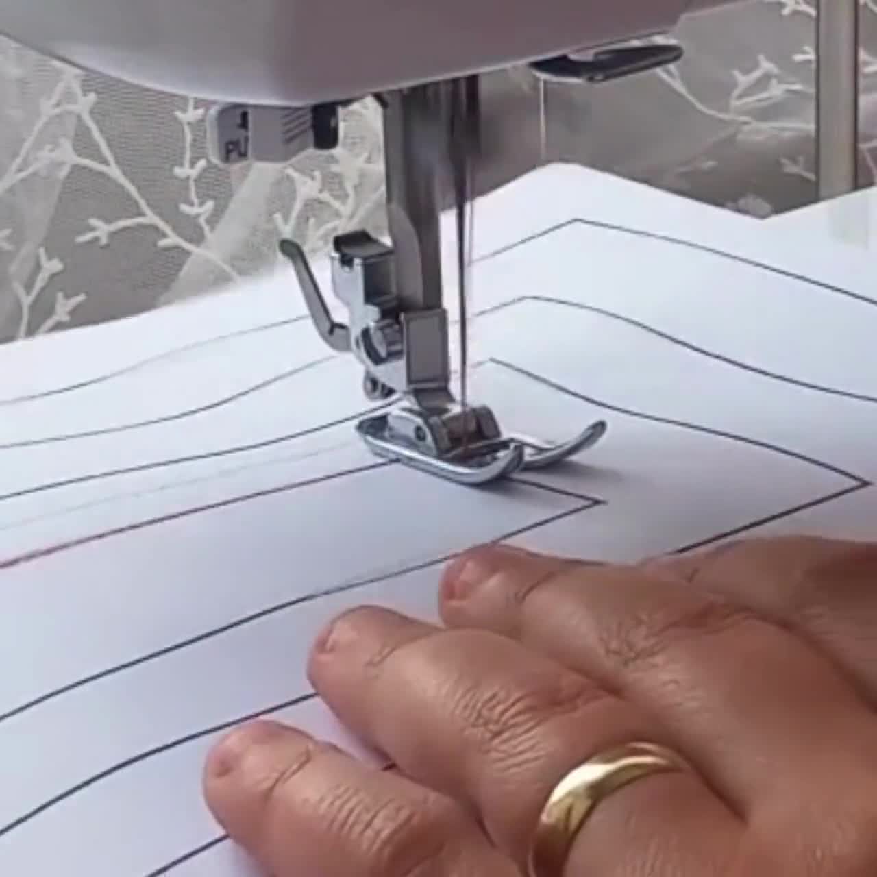 I'm going insane trying to thread my machine : r/SewingForBeginners