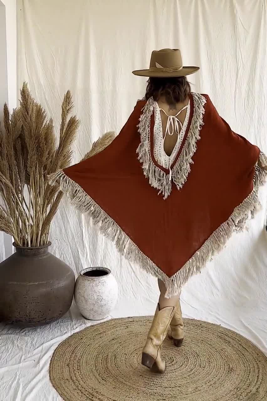 Boho Poncho Mujeres Ropa del Festival del Hombre del Desierto Ropa Hippie  Wrap Top Chaqueta Boho Traje Boho Kimono Cardigan / Off White -  España
