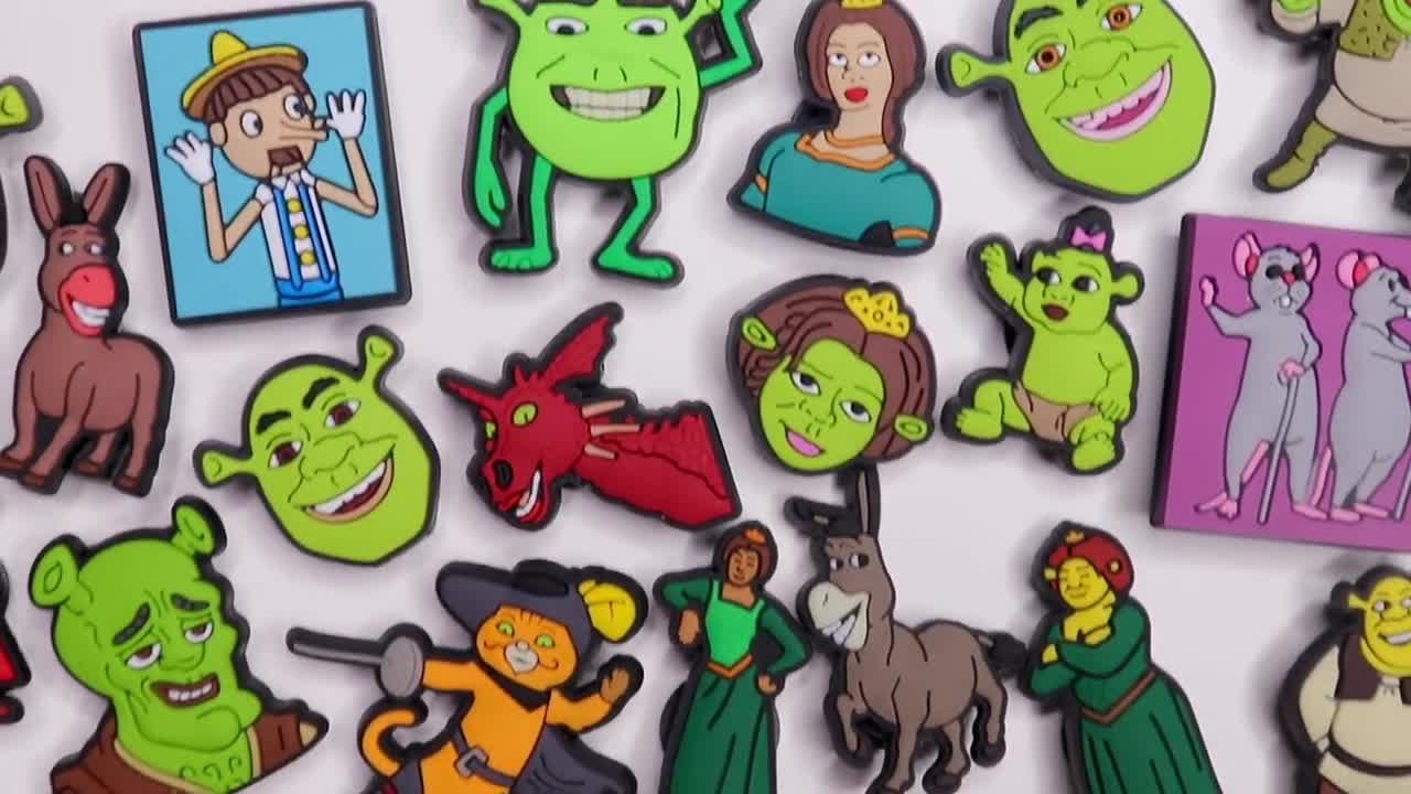 Wholesale 50pcs PVC Shoe Charms Shrek Donkey Princess Fiona Puss  Accessories Sandal Decoration For Croc Jibz Kids X-mas Gift