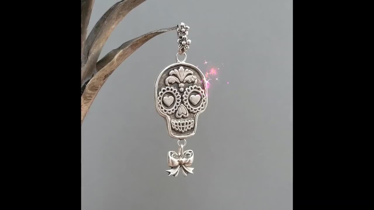 Silver Sugar Skull Charms | Day of The Dead Pendant | Mexican Halloween Jewelry Making | Silver Charm Supplies (3 Pcs / Tibetan Silver / 27mm x 27mm)