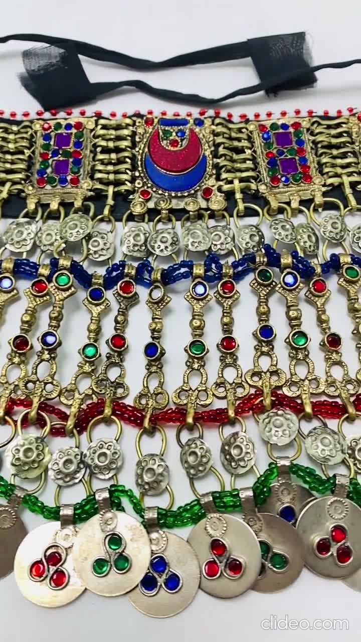 ハンドメイドのクチチョーカーネックレス：銀貨を使ったアフガニスタン