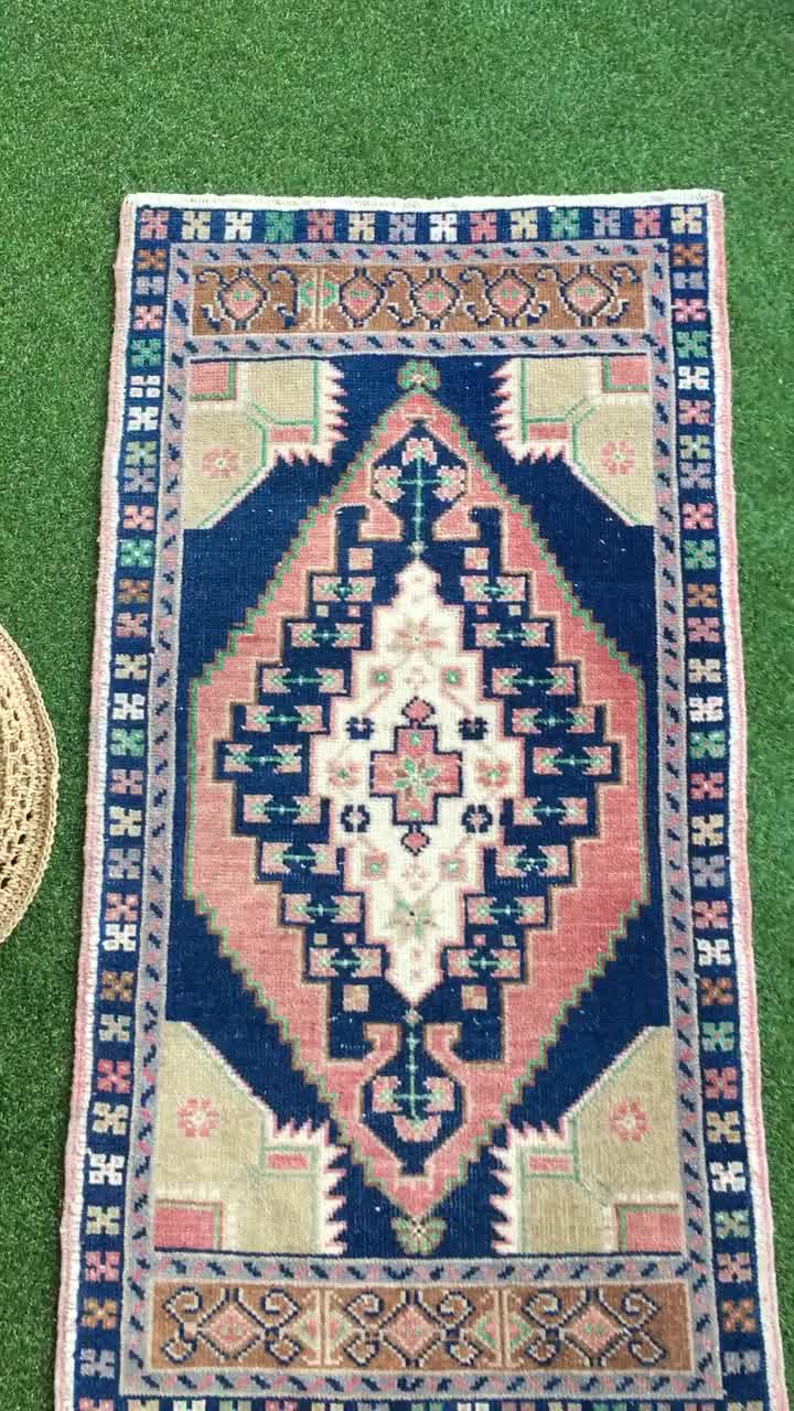 https://v.etsystatic.com/video/upload/q_auto/small_turkish_rug_pink_blue_medallion_design_c74zpt.jpg