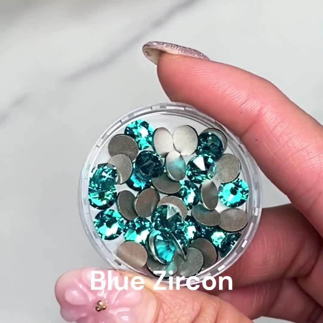 Blue Zircon (229) Swarovski 2088 XIRUS 30ss Crystal Flatback