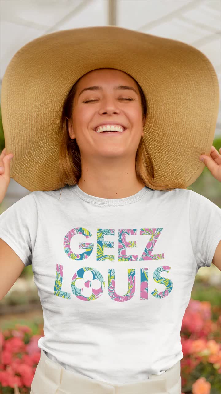 SteelDustDesigns Palm Beach Preppy Aesthetic, Geez Louis Funny Mom Shirt, Summer Beach Vacation Tee