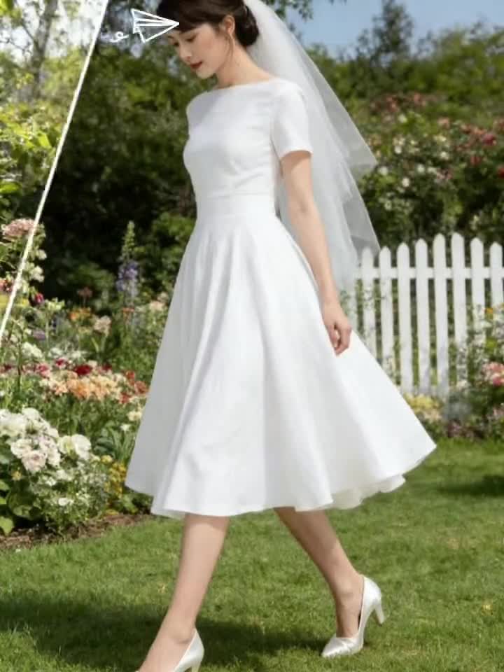 simply white dresses Simply White Wedding Dress| Wedding Gowns MADE TO MEASURE / White / Lace main image 1