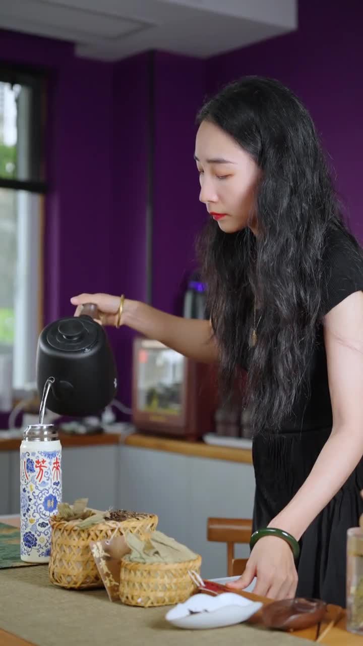 Ceramic-Lined Thermal Tea Flask | Limited Edition Gift for Her | Ba Fang Lai Cai | 550ml video poster