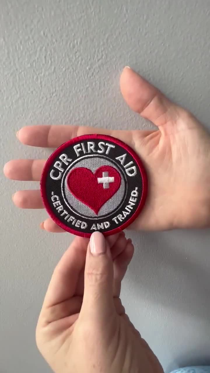 First Aid & CPR Trained Patch 3.5 Inch Embroidered Iron or Sew-on Badge DIY  Costume, Backpack, Medic Bag, Hat, Jacket, Cap, Gift Patches 