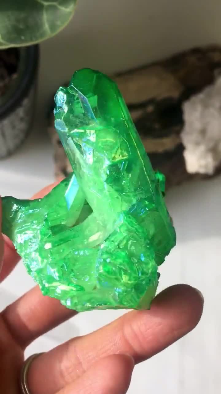 グリーン オーラ クォーツ クラスター、グリーン エンジェル オーラ