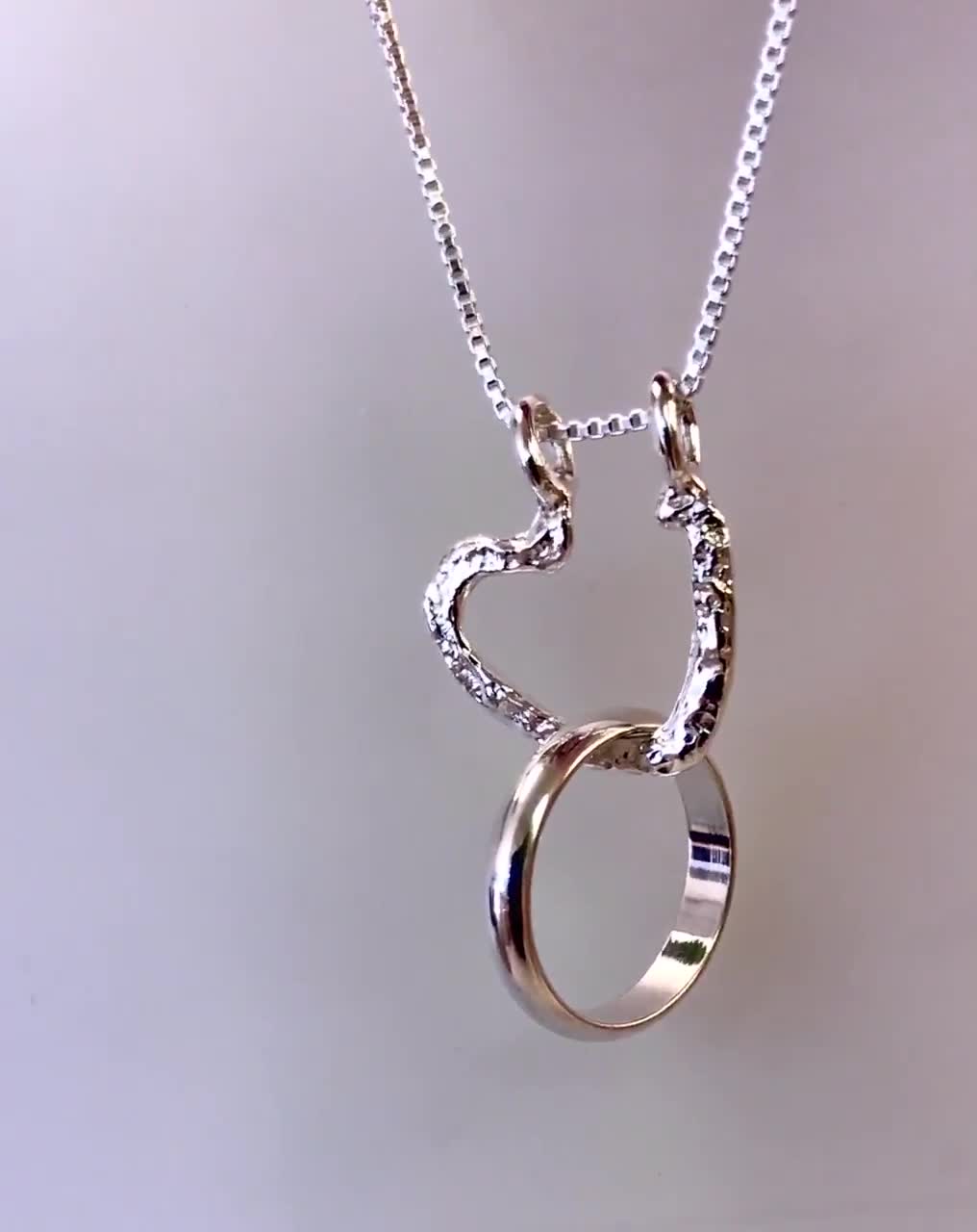 Hug Hand Heart Ring Holder Necklace Pendant Jewelry for Women Girlfriend  Ring Keeper for Nurse Worker Anniversary - Walmart.com
