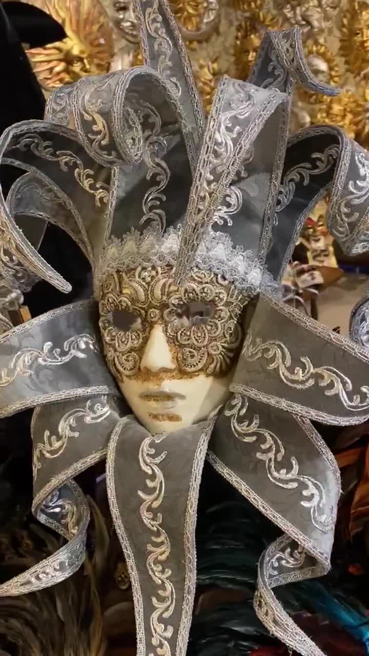 Jolly René Curly Venetian Mask in Paper Mache