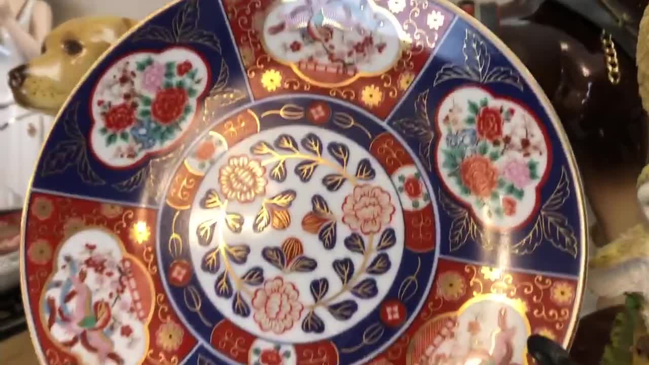 Flower Ornament Japanese Plate Made From High Quality