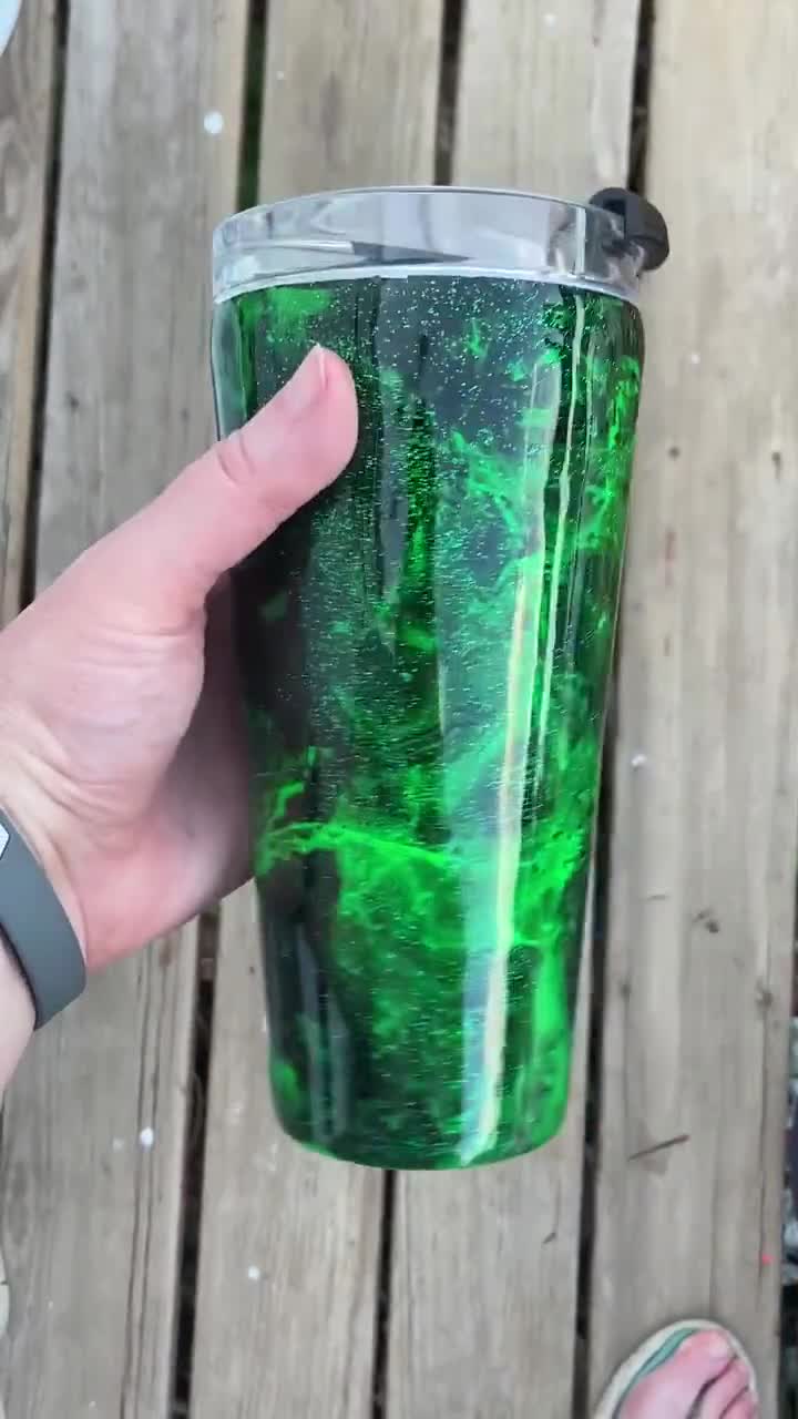 20 oz Green Hydro Dipped Tumbler - The Pop Central