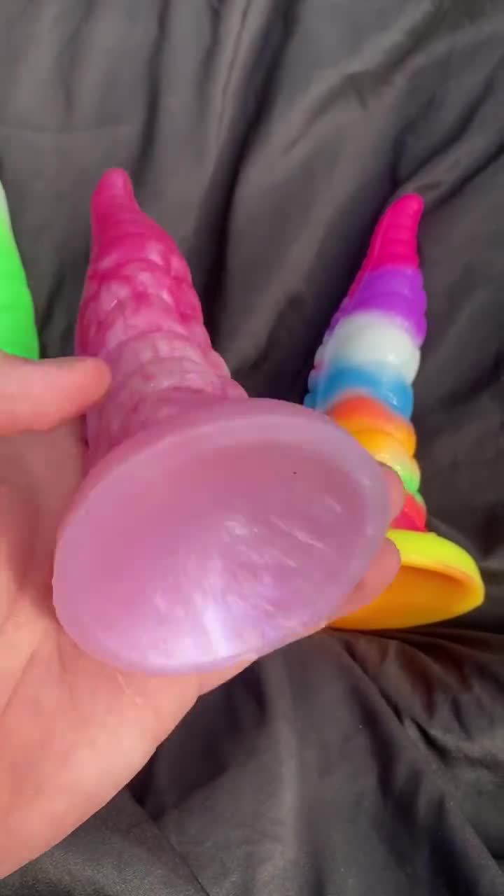 Freak Alien Sea Monster Suction Cup Dildo, Black Light Dildo, Colorful  Rainbow Dildos, Unique Dildos, BDSM Silicone Dildo, Best Anal Dildo - Etsy  Denmark