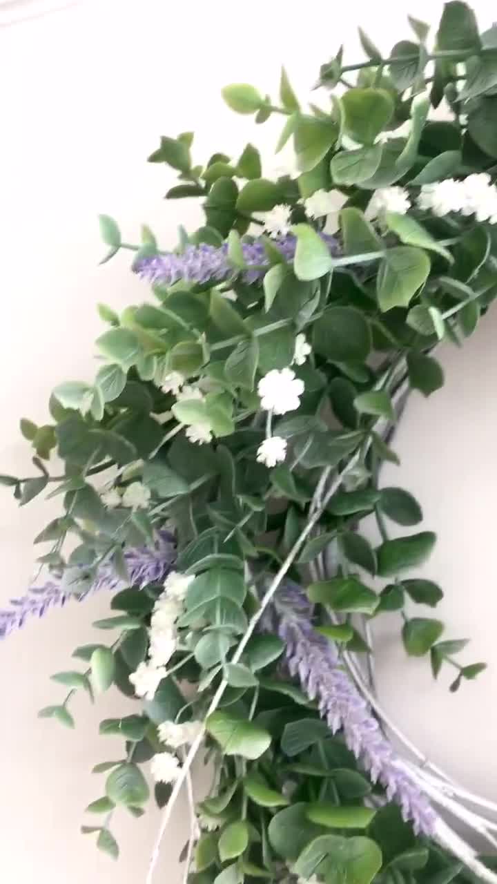 Bhina Corona di Eucalipto Artificiale, 35cm, Porta D'Ingresso Ghirlanda, Ghirlanda Pasquale, Primavera Corona di Eucalipto Verde, Ghirlanda Decorativa per Porta Parete Decorazione di Casa (Giallo