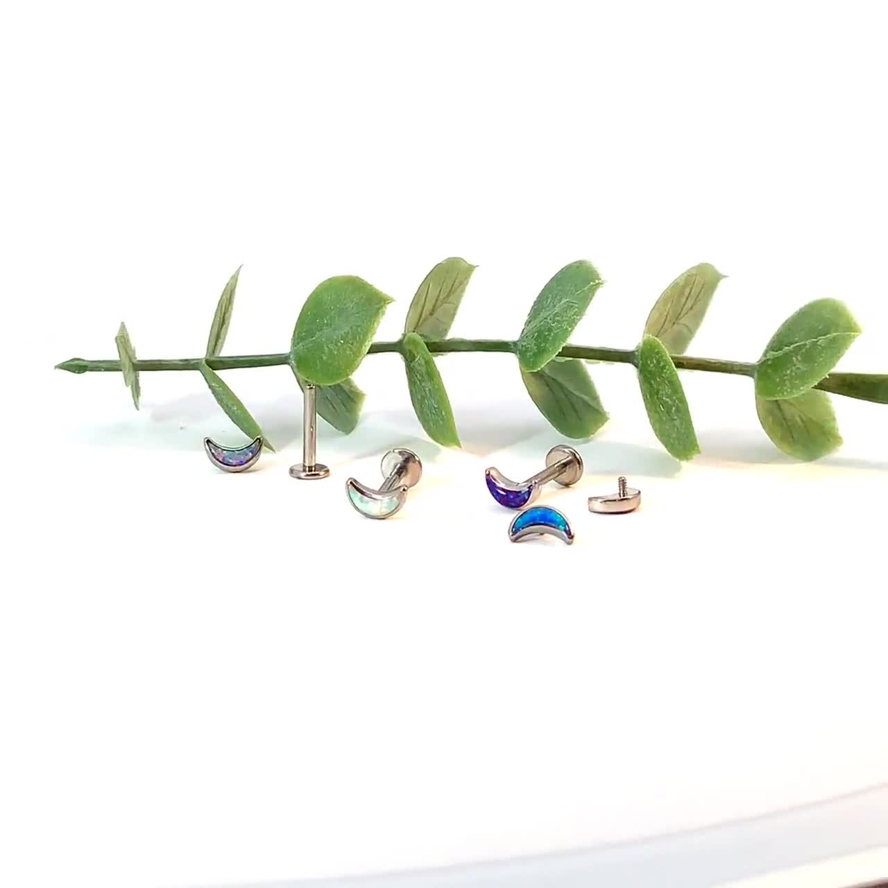 Implant Titanium Internally Threaded Fire Opal Moon Flatback